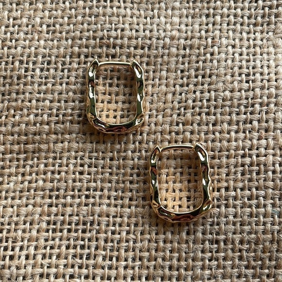 U Shaped Square Hoop Earrings Luxury Wave Art Gold Plated New hoop loop - Picture 4 of 8